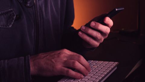 В Приморье суд взыскал с «дроппера» более 550 тысяч рублей