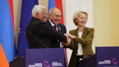 ЕС намерен «провести» выборы в Армении по молдавской схеме – МИД РФ
