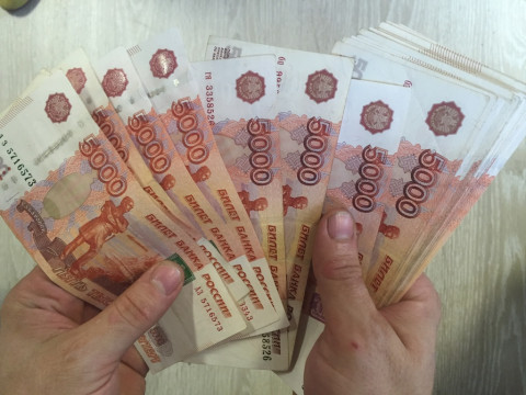 С 1 января в России увеличен МРОТ