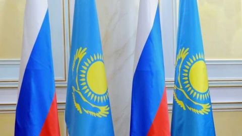В Кремле пообещали компенсировать Казахстану изменение маршрутов поставок нефти