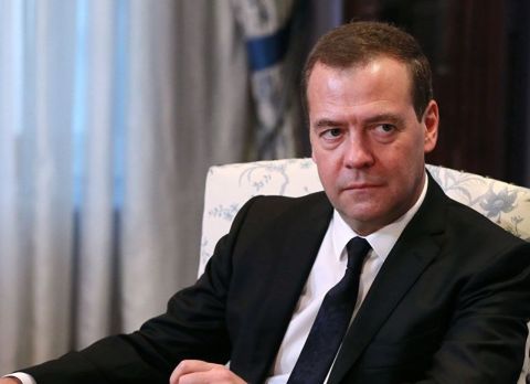 Учебники Медведева войдут в школьную программу