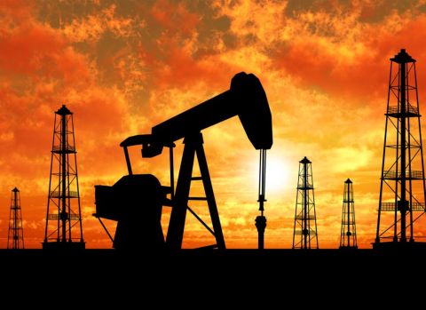 Силуанов призвал создать финансовый резерв из-за рисков на нефтяном рынке
