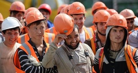 Мигрантов могут выдворить за обман при въезде